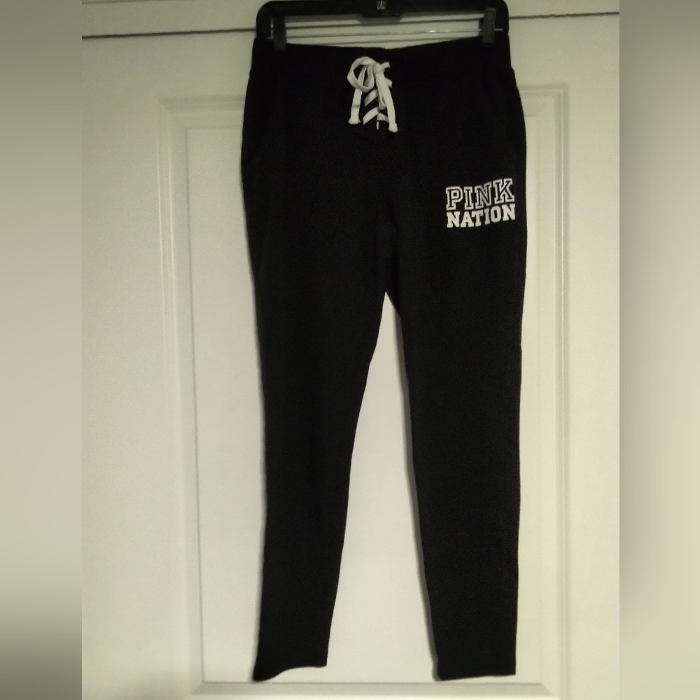 NEW PINK Victoria's Secret Black Joggers with Tapered Fit- Size S